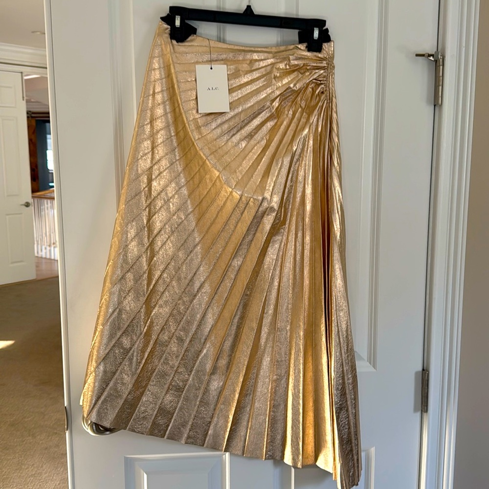 Never worn ALC skirt size 2
